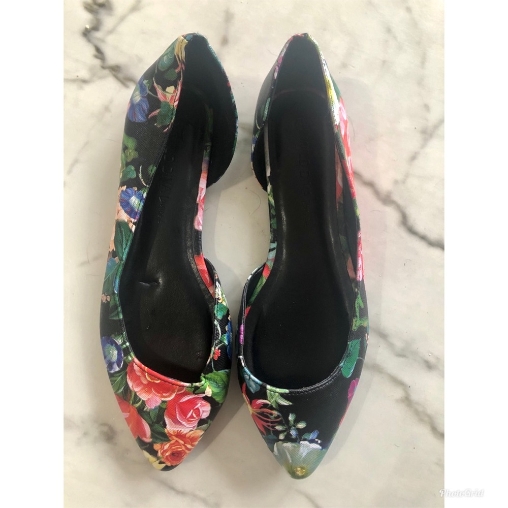 Wild Diva d’orsay floral flats size 5.5